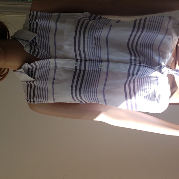 Beach lunch lounge collection button up shirt - Picture 4 of 4